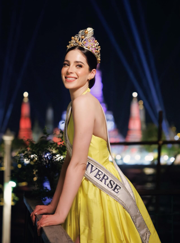 En su mensaje, Bosch aseguró que esos ataques —aunque duelen— “no la definen”