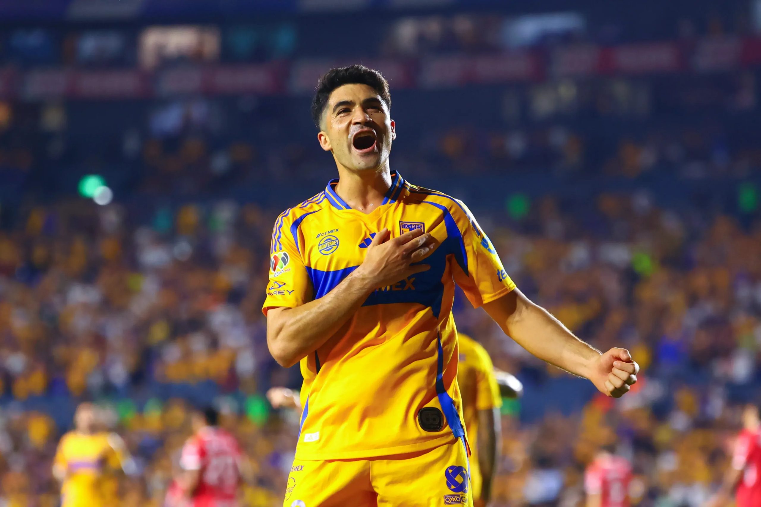 La operación se concretó en las últimas horas del mercado de fichajes, tras una negociación relámpago entre Cruz Azul y Tigres de la UANL