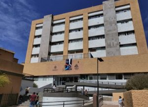 Pareja intenta hacer pasar como propio a supuesto bebé inexistente en el HMI